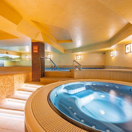 David Wellness Hotel Гаррахов Экстерьер фото